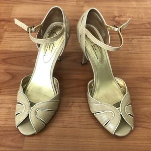 Arturo Chiang Peep toe heels, size 6.5